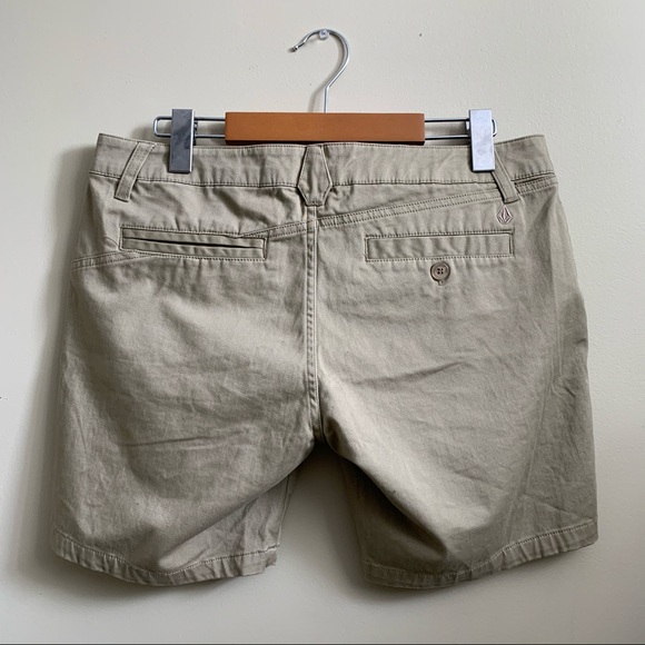 NWT Volcom Khaki Shorts - Picture 2 of 4